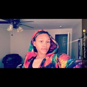 Meet your Posher, Anissa